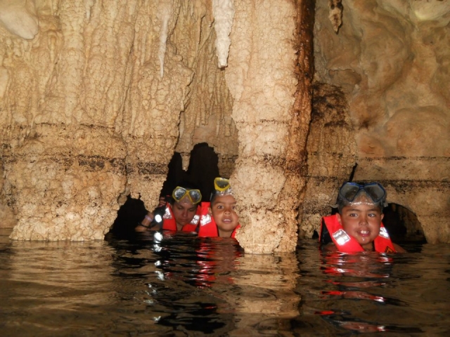  Bambini nei tunnel 